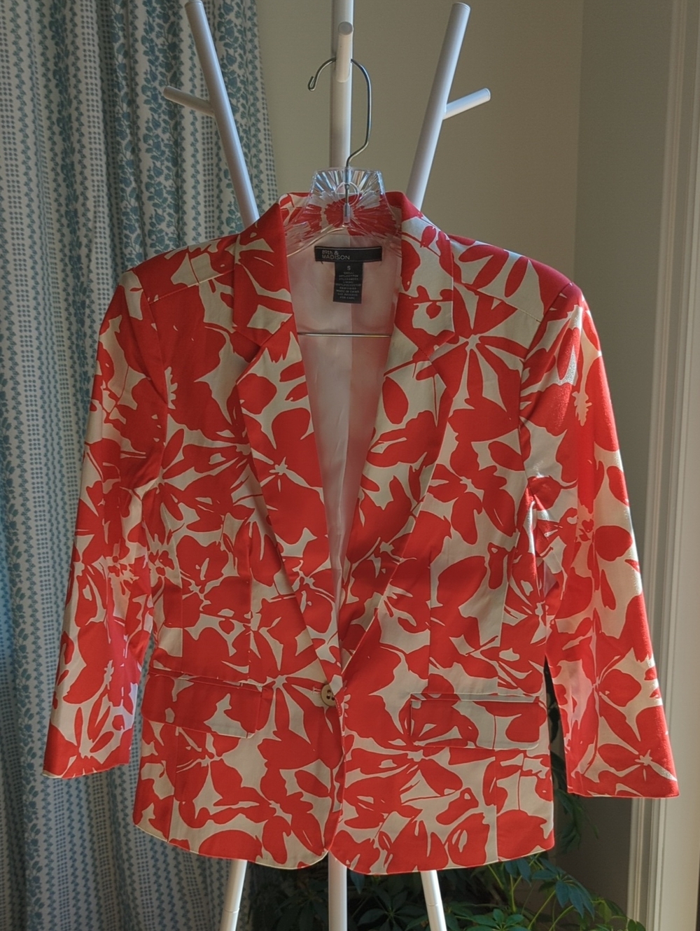 89th & Madison Red/Orange and White Floral Single-Button Blazer